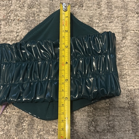 Savage X Fenty Leather Tease Vinyl Bandeau Bralette Size Large Hunter Green - Picture 9 of 9